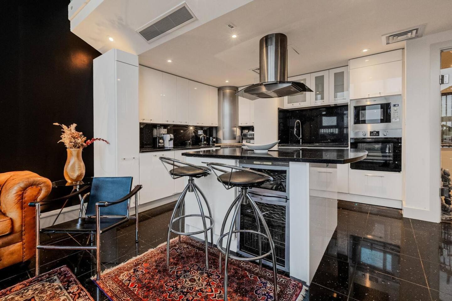 London Canary Wharf Riverside Penthouse Apartment Esterno foto