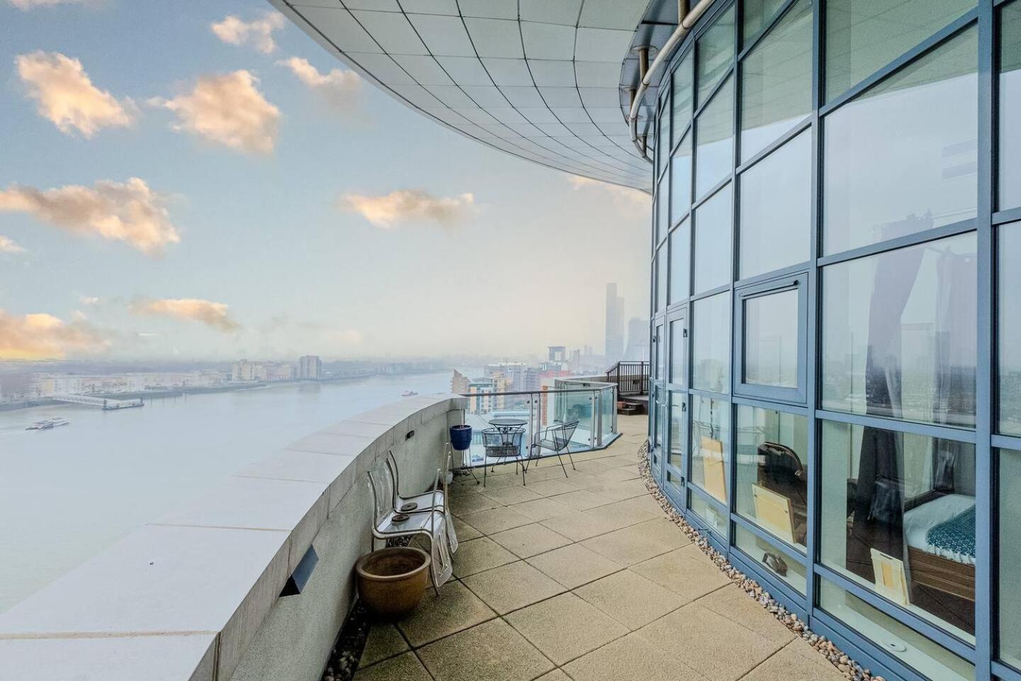 London Canary Wharf Riverside Penthouse Apartment Esterno foto